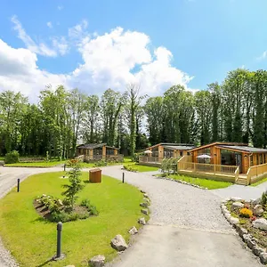 Robin Holiday home